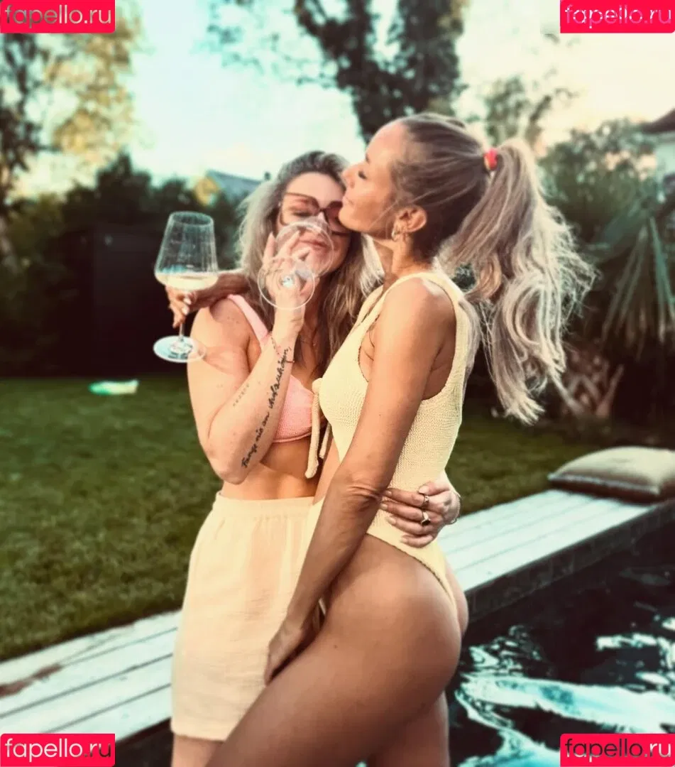 Annemarie Carpendale / Warnkross / annemarie_carpendale / annie_carpendale Onlyfans Photo Gallery 