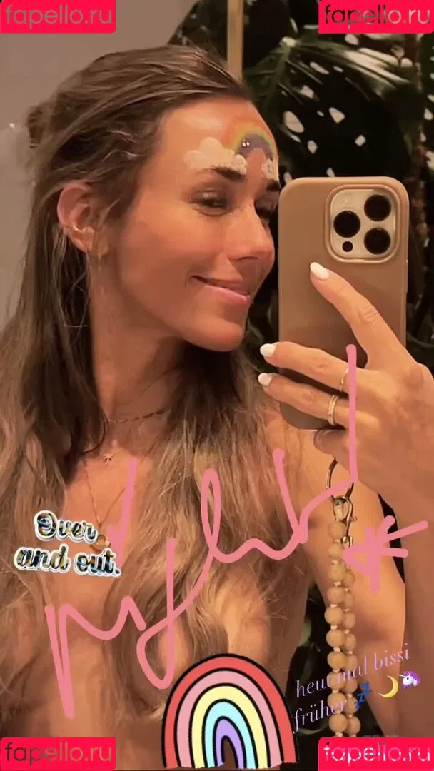 Annemarie Carpendale / Warnkross / annemarie_carpendale / annie_carpendale Onlyfans Photo Gallery 