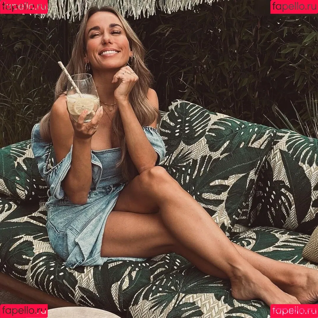 Annemarie Carpendale / Warnkross / annemarie_carpendale / annie_carpendale Onlyfans Photo Gallery 
