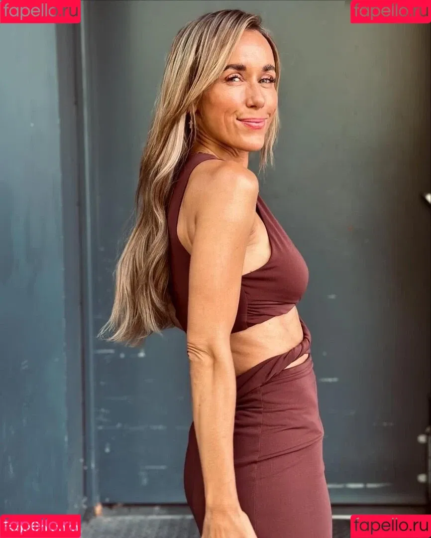 Annemarie Carpendale / Warnkross / annemarie_carpendale / annie_carpendale Onlyfans Photo Gallery 