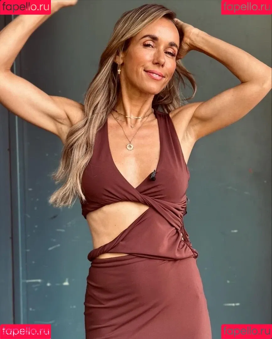 Annemarie Carpendale / Warnkross / annemarie_carpendale / annie_carpendale Onlyfans Photo Gallery 