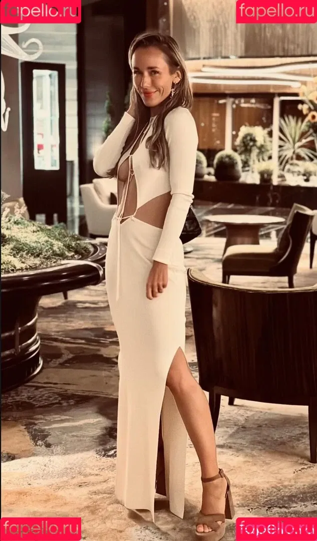 Annemarie Carpendale / Warnkross / annemarie_carpendale / annie_carpendale Onlyfans Photo Gallery 