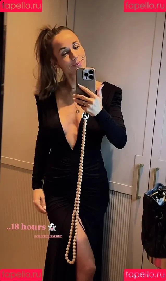 Annemarie Carpendale / Warnkross / annemarie_carpendale / annie_carpendale Onlyfans Photo Gallery 