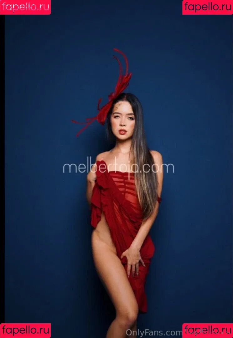 Mel Bertoja / eumelbertoja / melbertoja Onlyfans Photo Gallery 