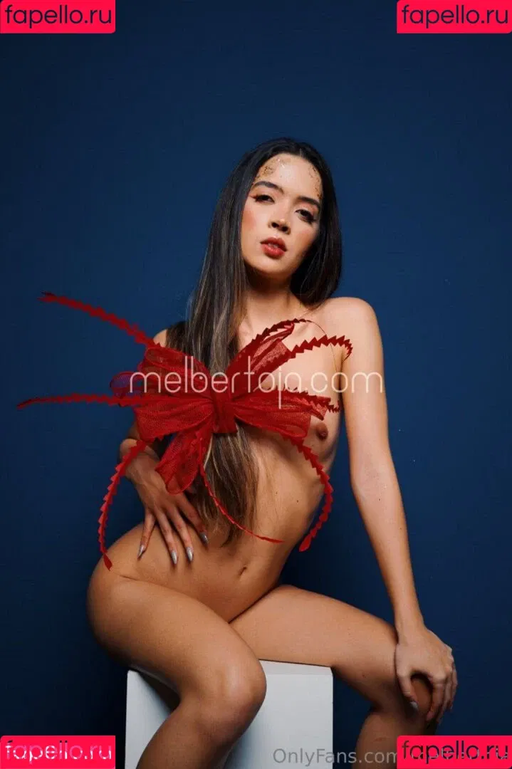 Mel Bertoja / eumelbertoja / melbertoja Onlyfans Photo Gallery 