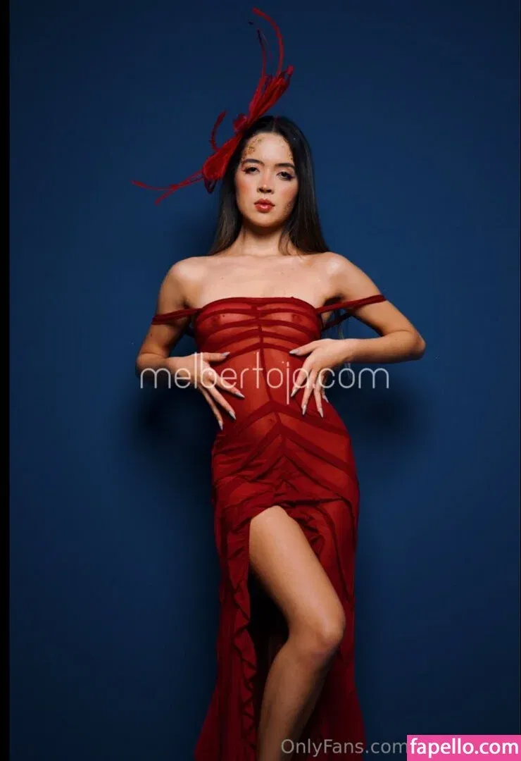 Mel Bertoja / eumelbertoja / melbertoja Onlyfans Photo Gallery 