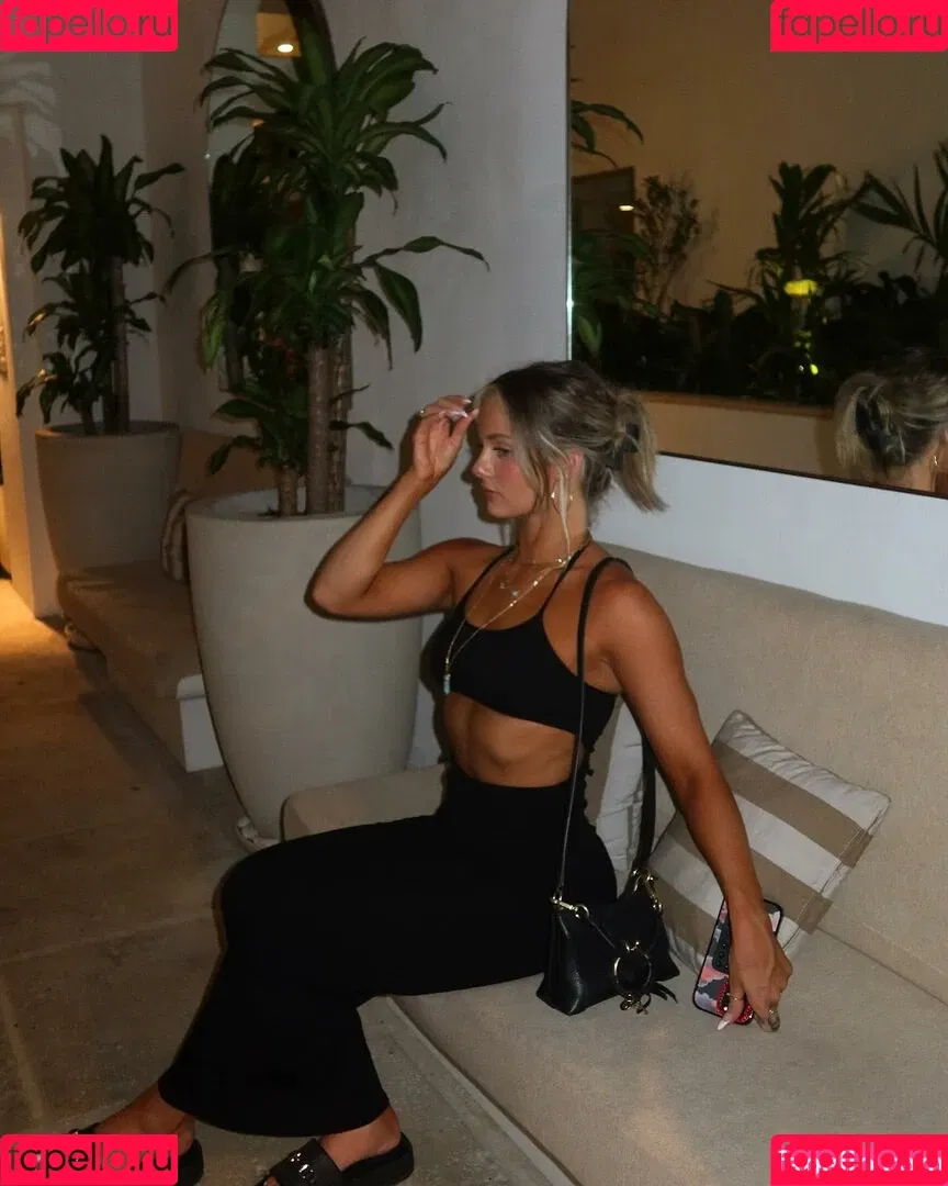 Anna Jay / annajay____ / aprettyjay Onlyfans Photo Gallery 
