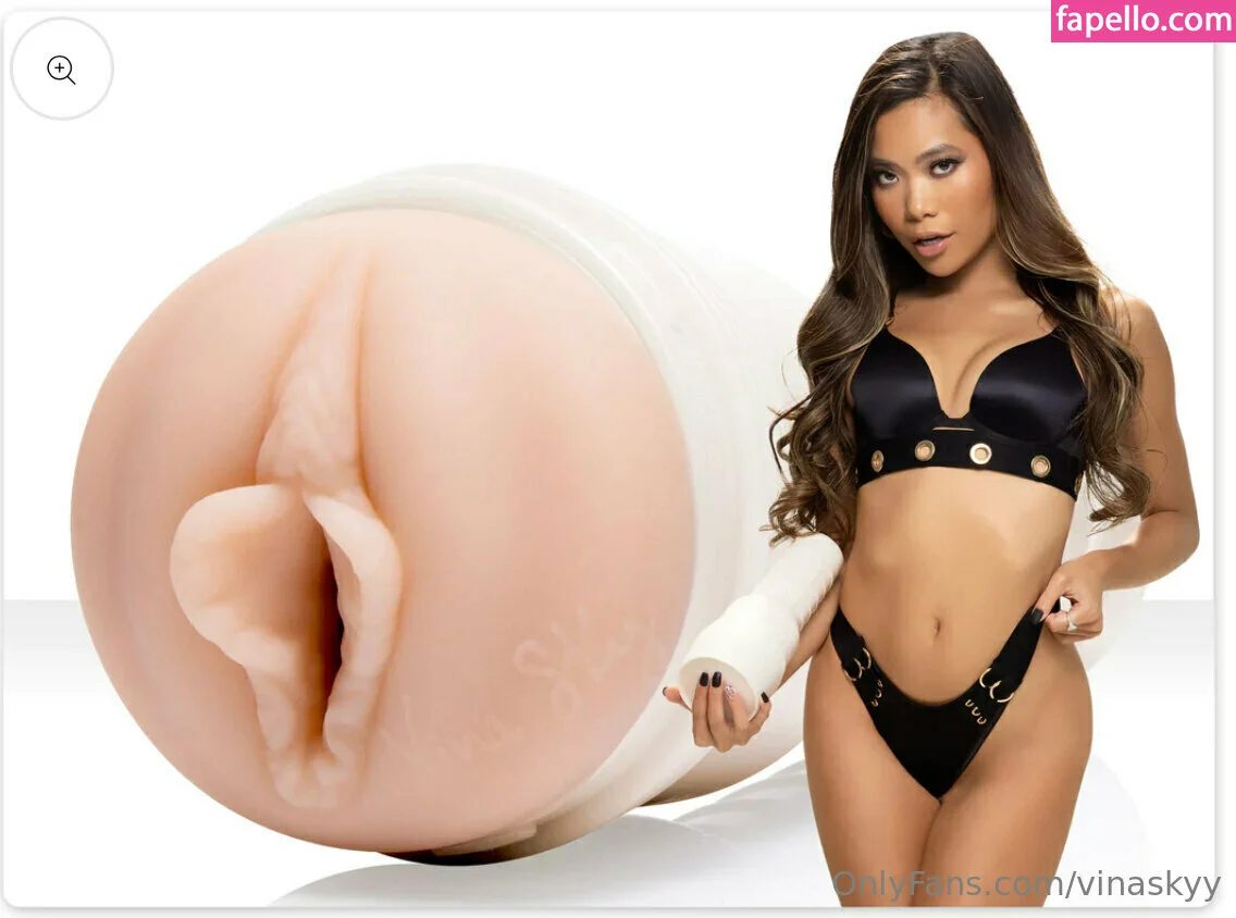 Vinaskyy / vinabambina Onlyfans Photo Gallery 