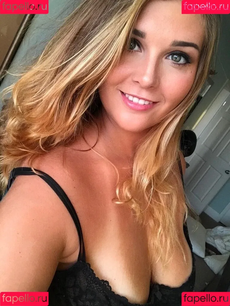 cybertits / interstellartits Onlyfans Photo Gallery 