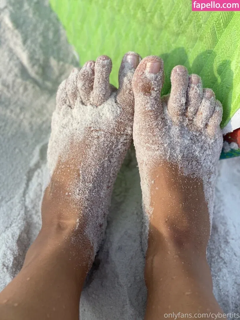 cybertits / interstellartits Onlyfans Photo Gallery 