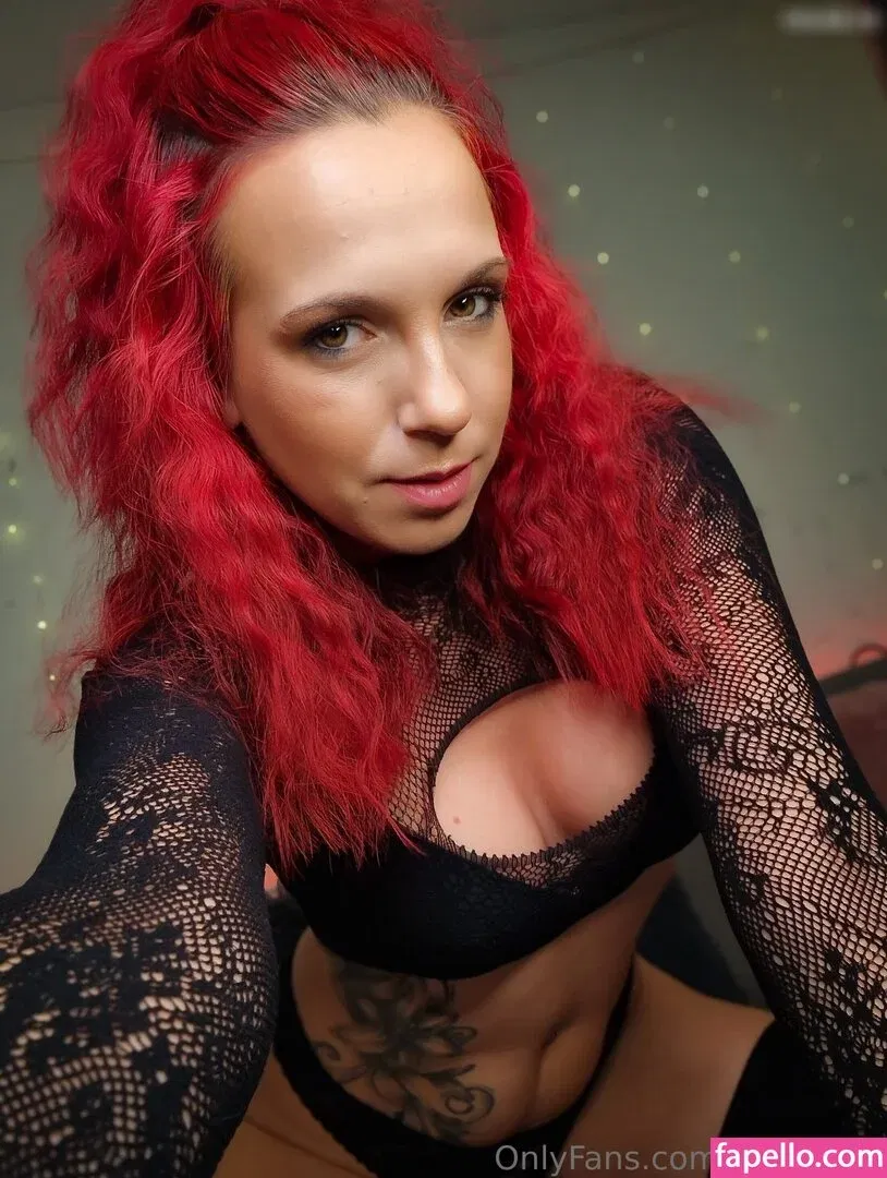 Malu Nu / malou-nu / malou_nu Onlyfans Photo Gallery 