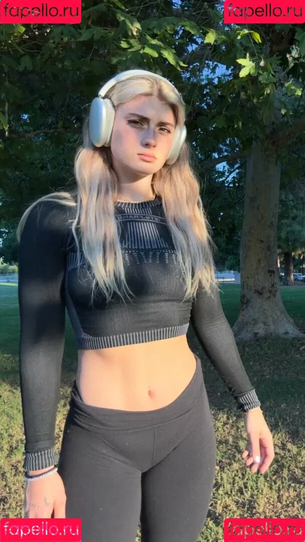 Faith Ordway / MF_DAZNXSeries / faithordway / itsfaithmarone Onlyfans Photo Gallery 