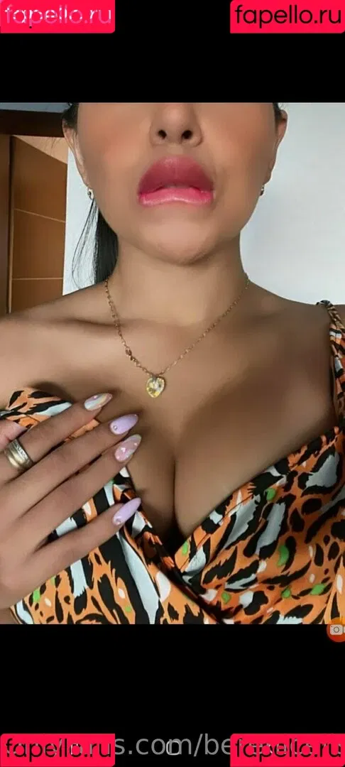 beremanitta / berenicelis Onlyfans Photo Gallery 