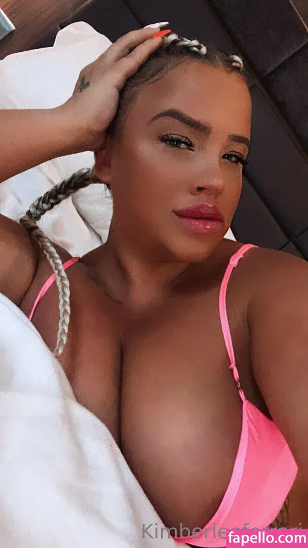 ferrarigrrl / kimberleeferrari Onlyfans Photo Gallery 
