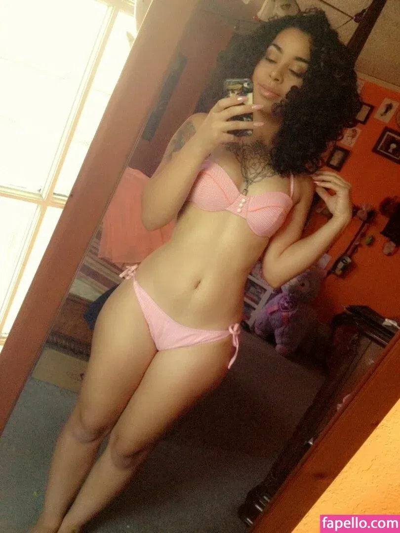 MidnaAsh / ashprincessmidna Onlyfans Photo Gallery 