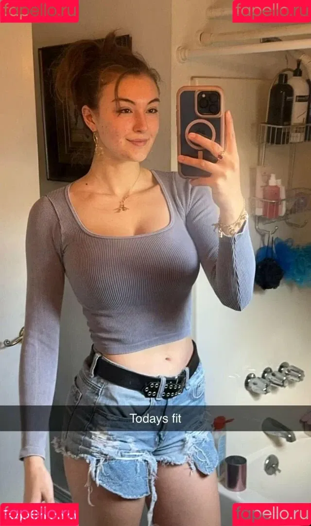 Beautyandbrainswithatwist - / Rachel Pizzolato / beautyandbrainswithatwist / biancasotelo14 / braintwist2112 Onlyfans Photo Gallery 
