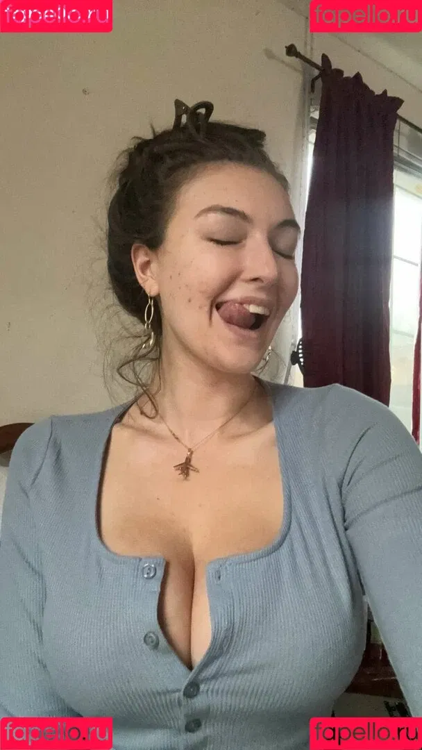 Beautyandbrainswithatwist - / Rachel Pizzolato / beautyandbrainswithatwist / biancasotelo14 / braintwist2112 Onlyfans Photo Gallery 