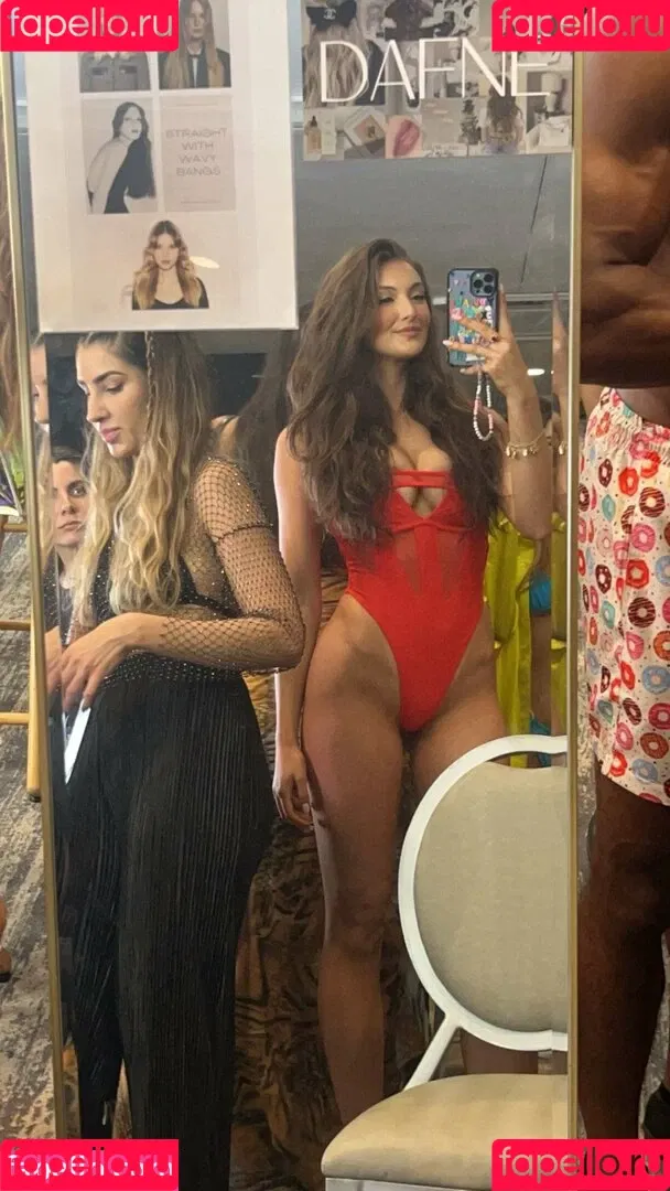 Beautyandbrainswithatwist - / Rachel Pizzolato / beautyandbrainswithatwist / biancasotelo14 / braintwist2112 Onlyfans Photo Gallery 