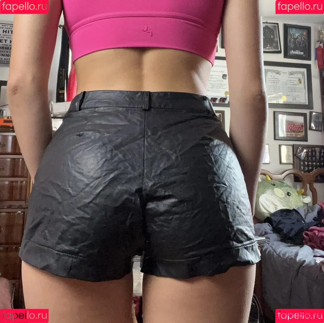 Beautyandbrainswithatwist - / Rachel Pizzolato / beautyandbrainswithatwist / biancasotelo14 / braintwist2112 Onlyfans Photo Gallery 