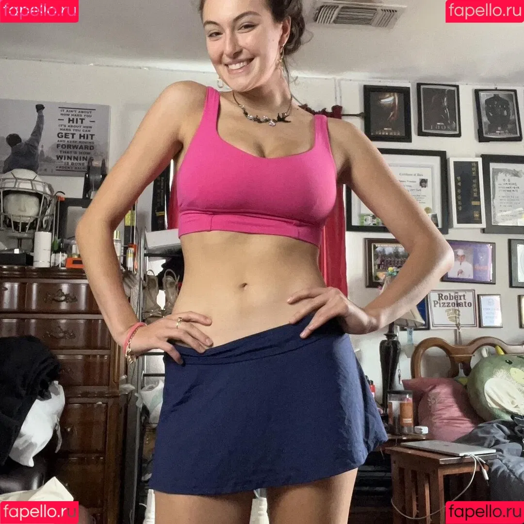 Beautyandbrainswithatwist - / Rachel Pizzolato / beautyandbrainswithatwist / biancasotelo14 / braintwist2112 Onlyfans Photo Gallery 
