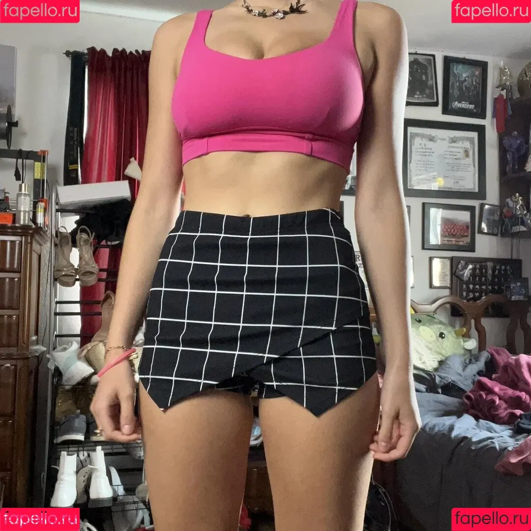 Beautyandbrainswithatwist - / Rachel Pizzolato / beautyandbrainswithatwist / biancasotelo14 / braintwist2112 Onlyfans Photo Gallery 