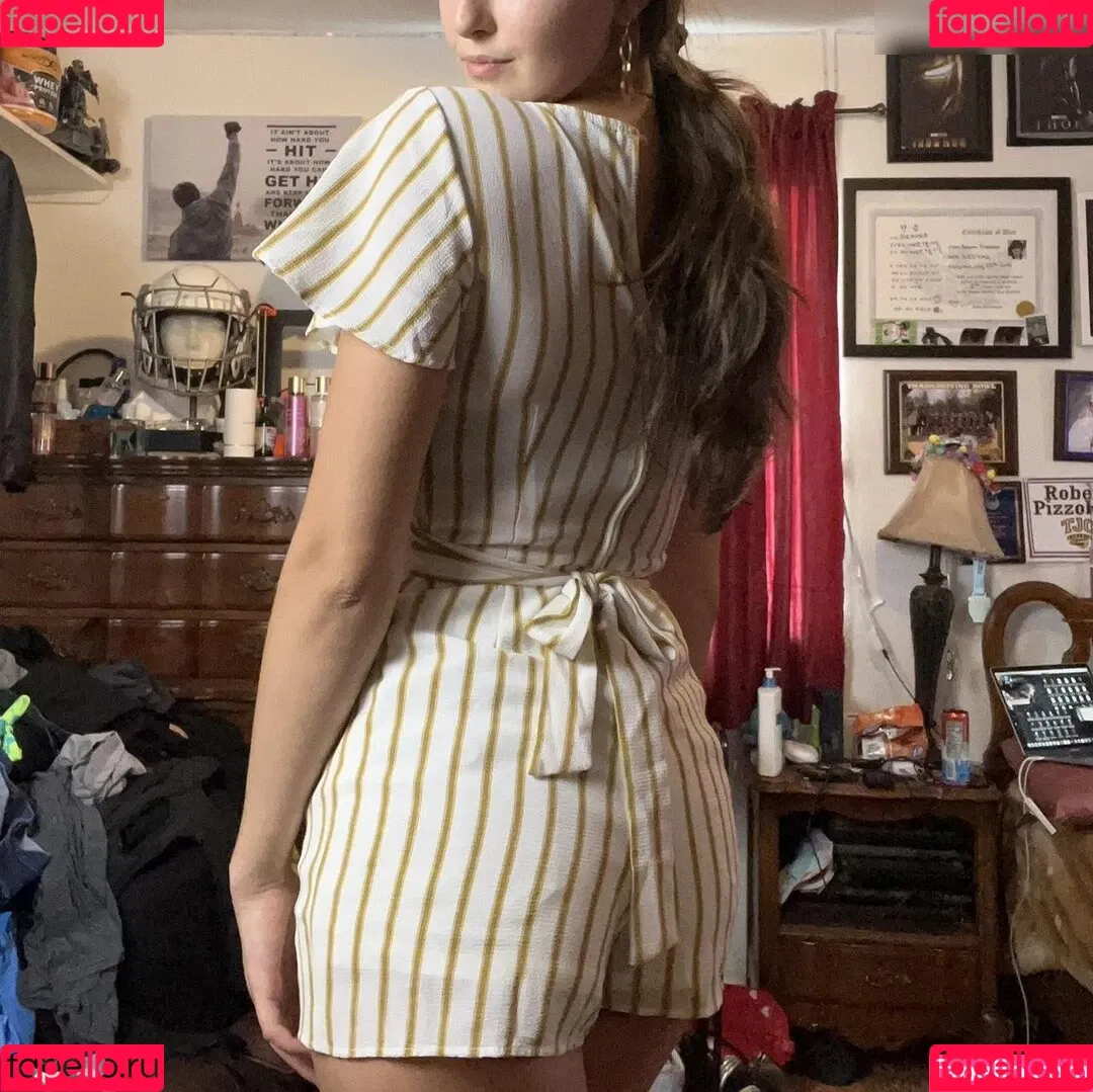 Beautyandbrainswithatwist - / Rachel Pizzolato / beautyandbrainswithatwist / biancasotelo14 / braintwist2112 Onlyfans Photo Gallery 