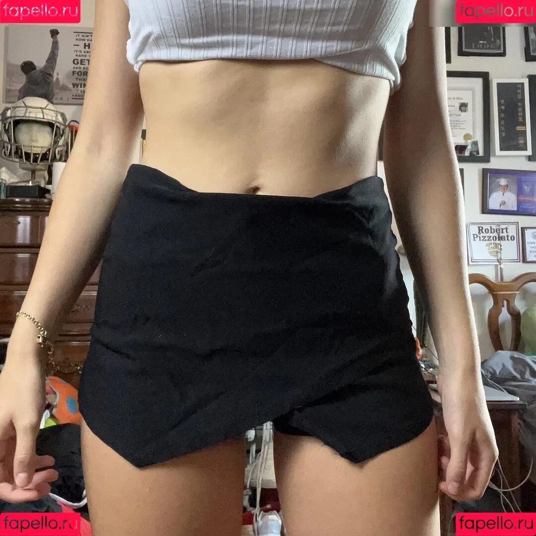 Beautyandbrainswithatwist - / Rachel Pizzolato / beautyandbrainswithatwist / biancasotelo14 / braintwist2112 Onlyfans Photo Gallery 