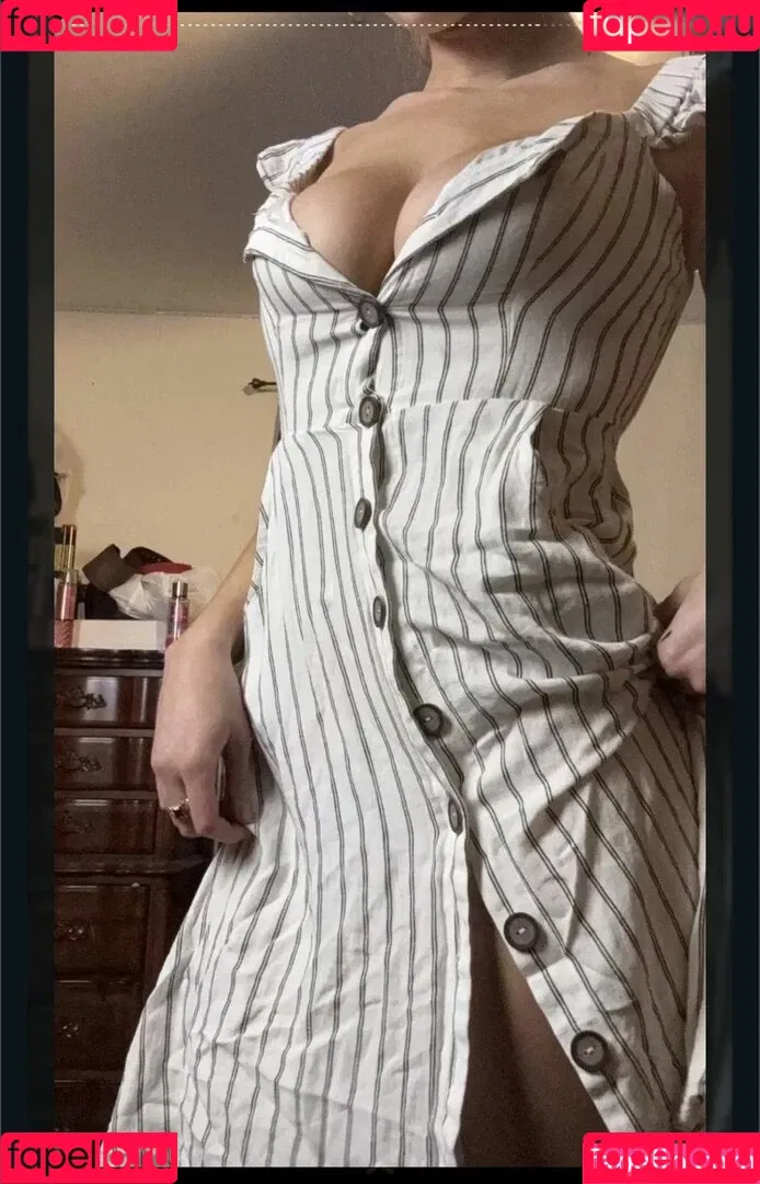 Beautyandbrainswithatwist - / Rachel Pizzolato / beautyandbrainswithatwist / biancasotelo14 / braintwist2112 Onlyfans Photo Gallery 