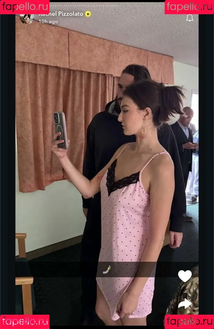 Beautyandbrainswithatwist - / Rachel Pizzolato / beautyandbrainswithatwist / biancasotelo14 / braintwist2112 Onlyfans Photo Gallery 