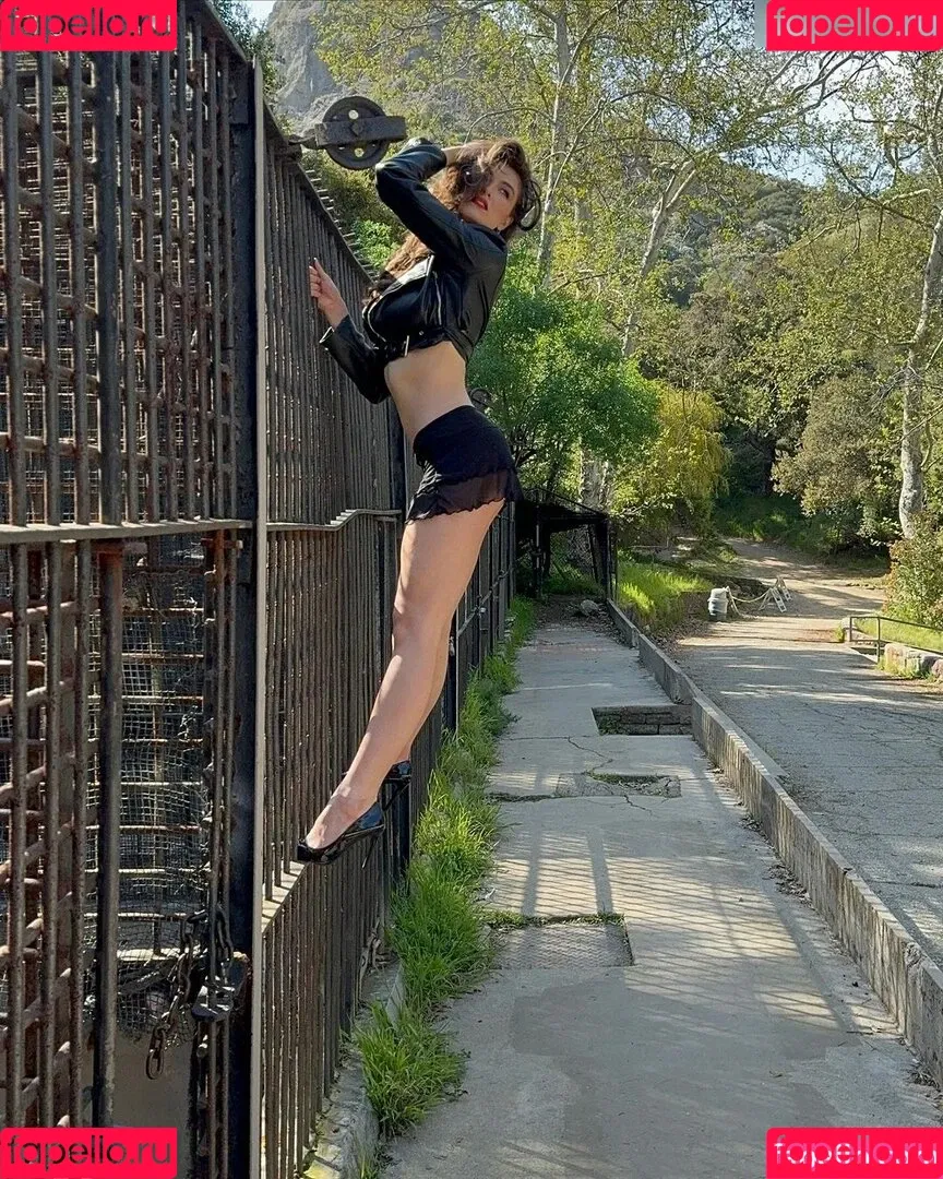 Beautyandbrainswithatwist - / Rachel Pizzolato / beautyandbrainswithatwist / biancasotelo14 / braintwist2112 Onlyfans Photo Gallery 