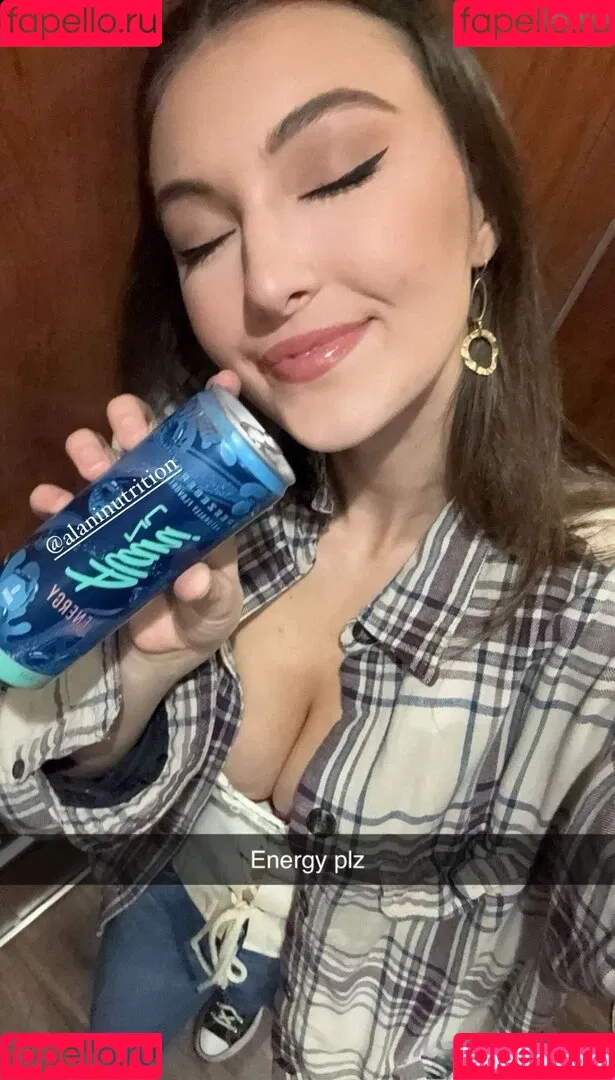 Beautyandbrainswithatwist - / Rachel Pizzolato / beautyandbrainswithatwist / biancasotelo14 / braintwist2112 Onlyfans Photo Gallery 
