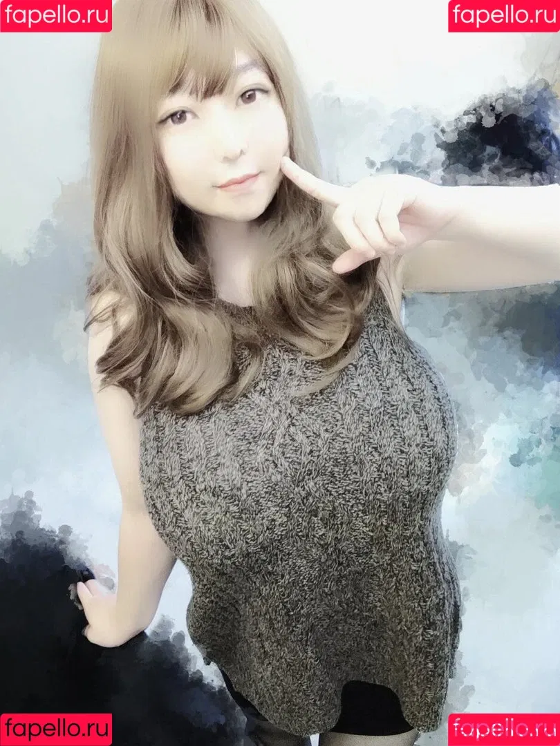 / BeBe / bbpigbbbb / bbpigbebe / zzabbybaby / ベベ / 比比 Onlyfans Photo Gallery 