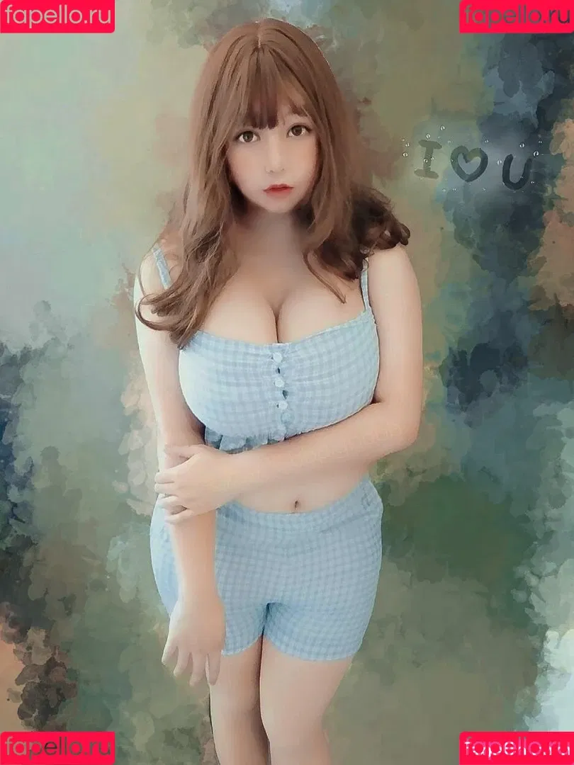 / BeBe / bbpigbbbb / bbpigbebe / zzabbybaby / ベベ / 比比 Onlyfans Photo Gallery 