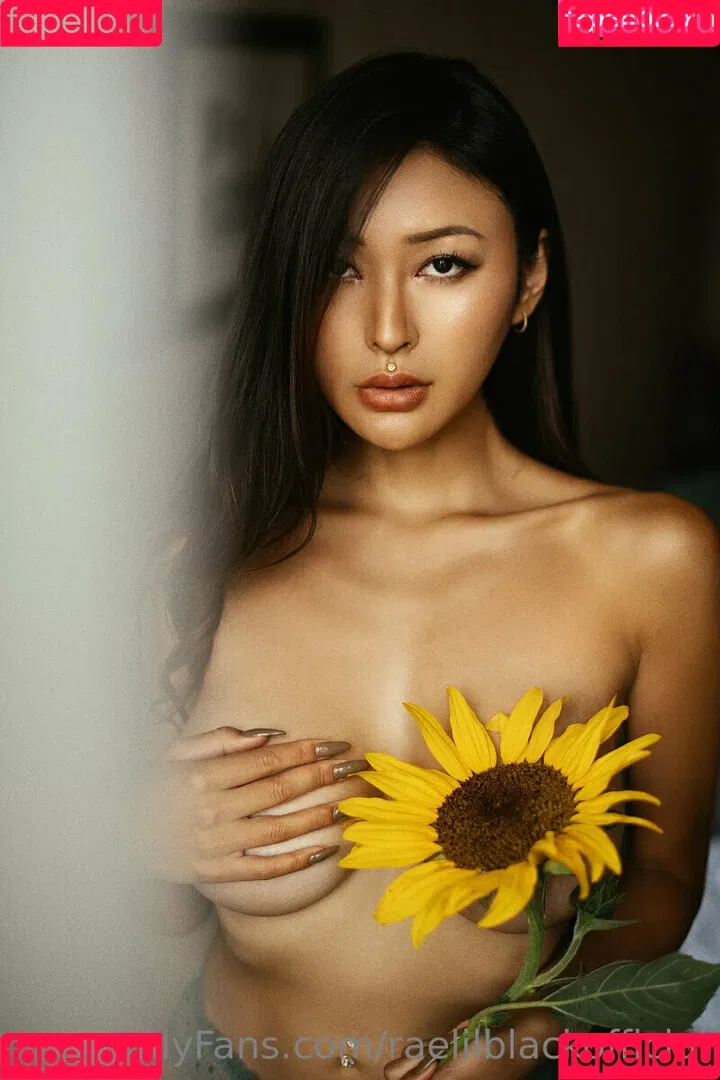 Rae Lil Black / RaeLilBlack / raelilblackofficial Onlyfans Photo Gallery 