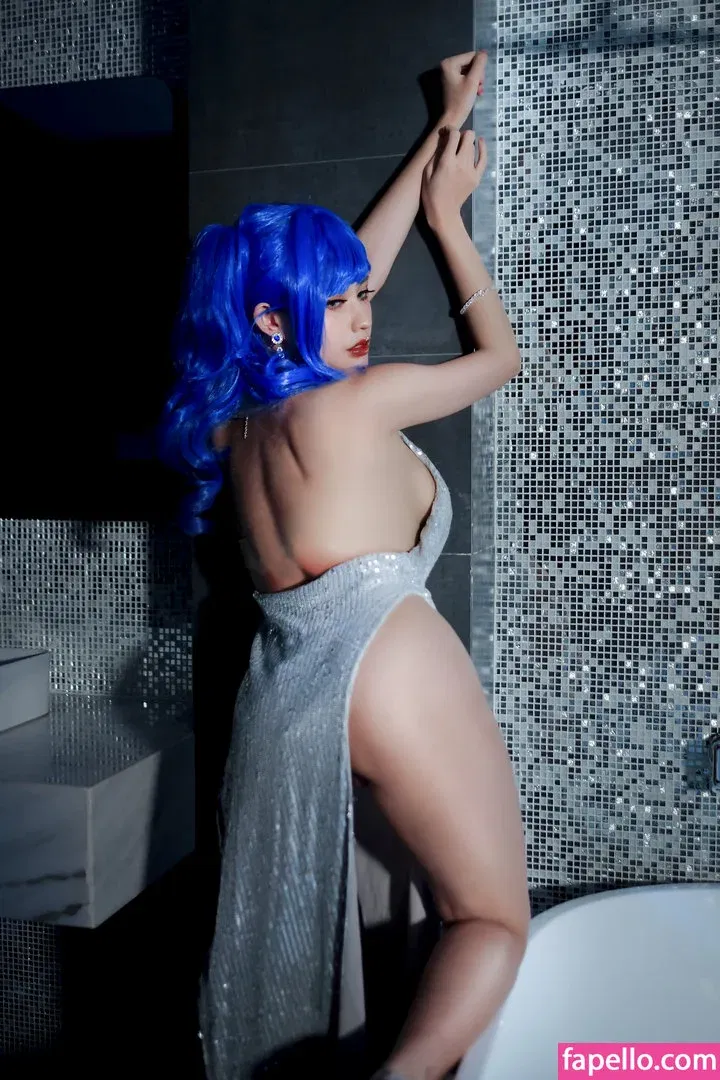 2011Pingping / Pingcos / Pingping / pingpinggg2011 Onlyfans Photo Gallery 