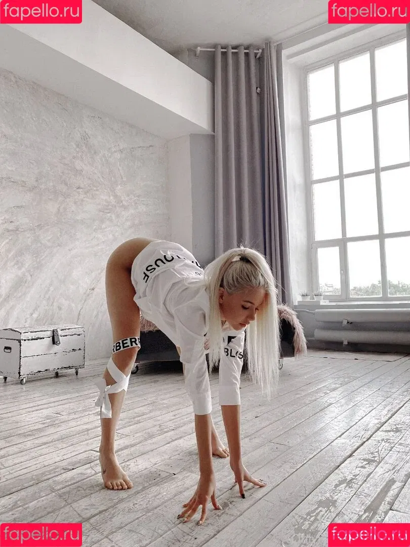 Ekaterina Shiryaeva / Katti Colour / katti_colour / my_katti_colour Onlyfans Photo Gallery 