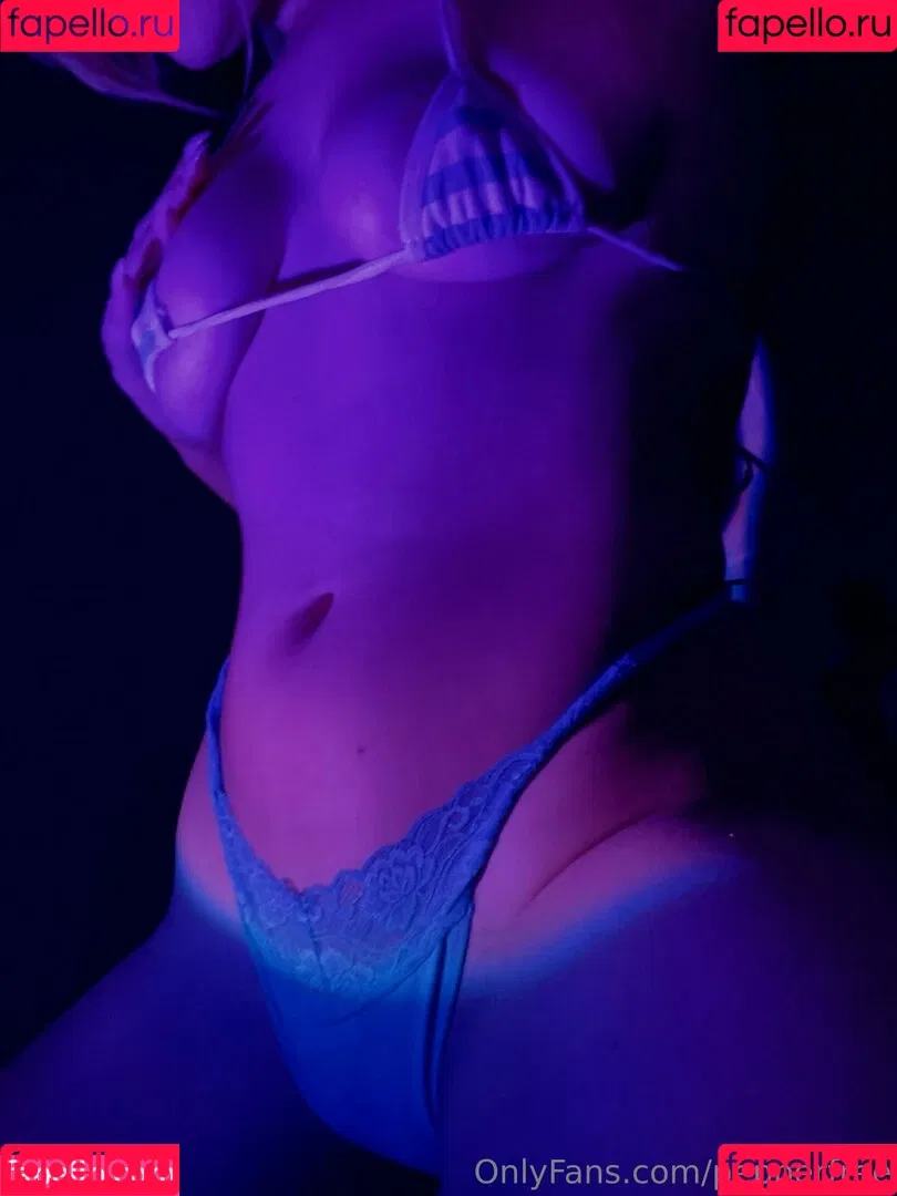 pepperfree / pepperfry_official Onlyfans Photo Gallery 