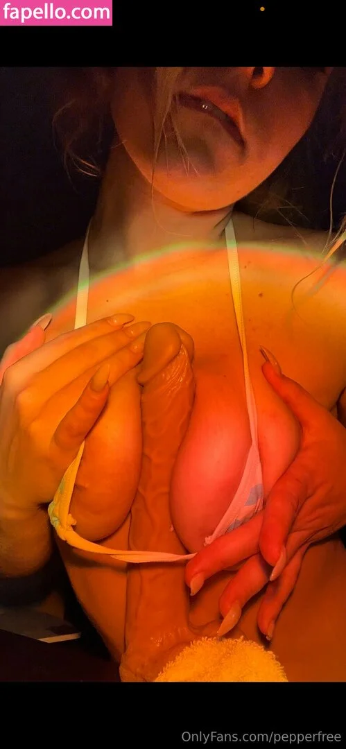 pepperfree / pepperfry_official Onlyfans Photo Gallery 