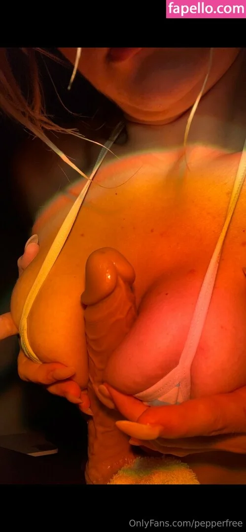 pepperfree / pepperfry_official Onlyfans Photo Gallery 