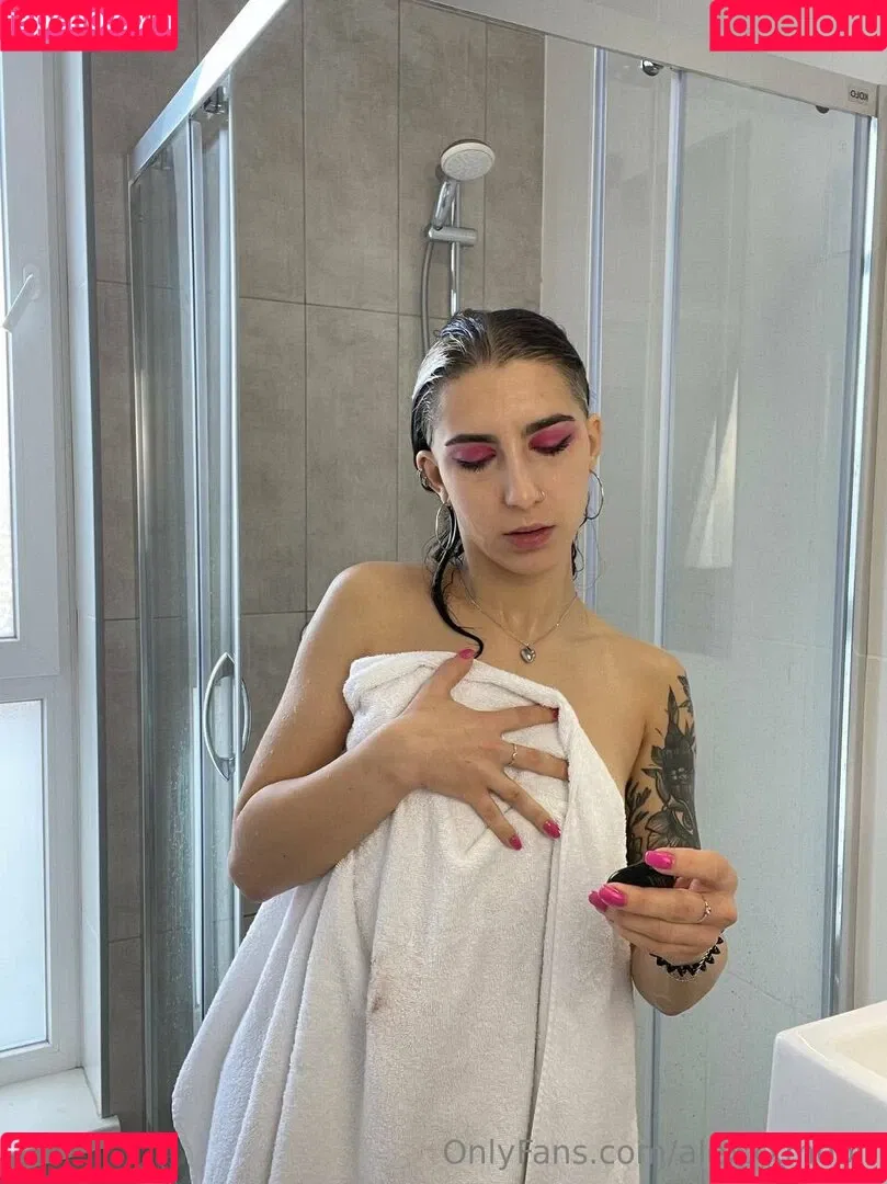 alexxxmoon Onlyfans Photo Gallery 