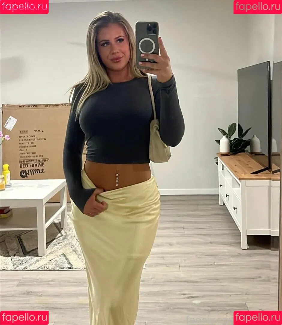 bbysar / bbysars Onlyfans Photo Gallery 