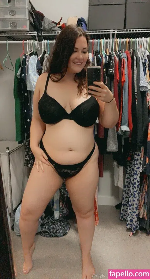 iamshelly / sshastings69 Onlyfans Photo Gallery 