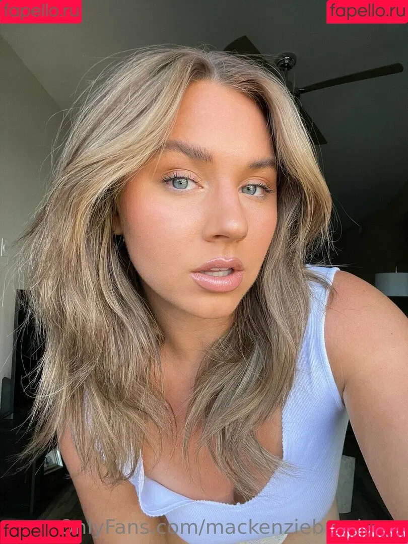 MacKenzie Brooke / mackenziebrookexo / mbpuricelli Onlyfans Photo Gallery 