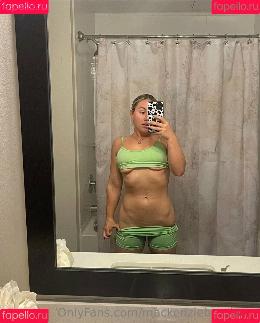 MacKenzie Brooke / mackenziebrookexo / mbpuricelli Onlyfans Photo Gallery 