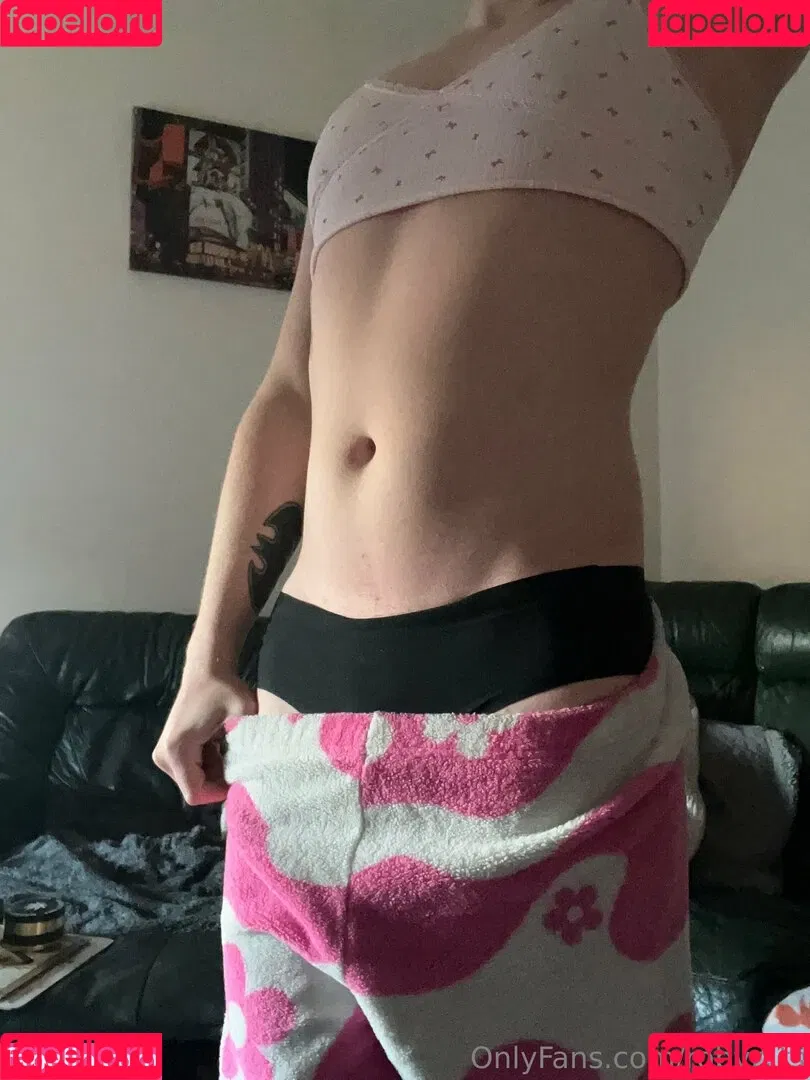 robyn.ts / robynetteart Onlyfans Photo Gallery 