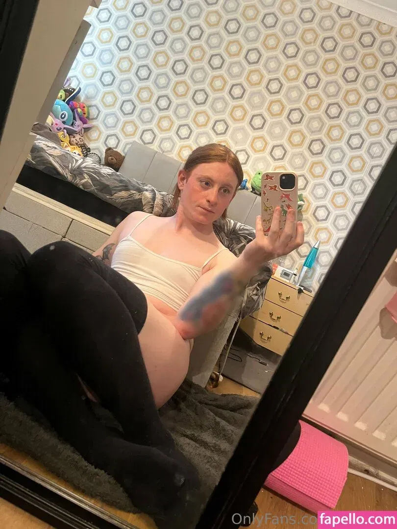 robyn.ts / robynetteart Onlyfans Photo Gallery 