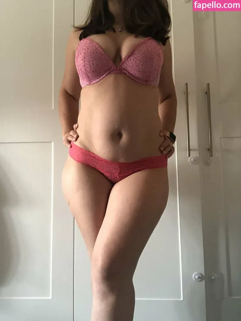 bootfulgal / bootifulme Onlyfans Photo Gallery 