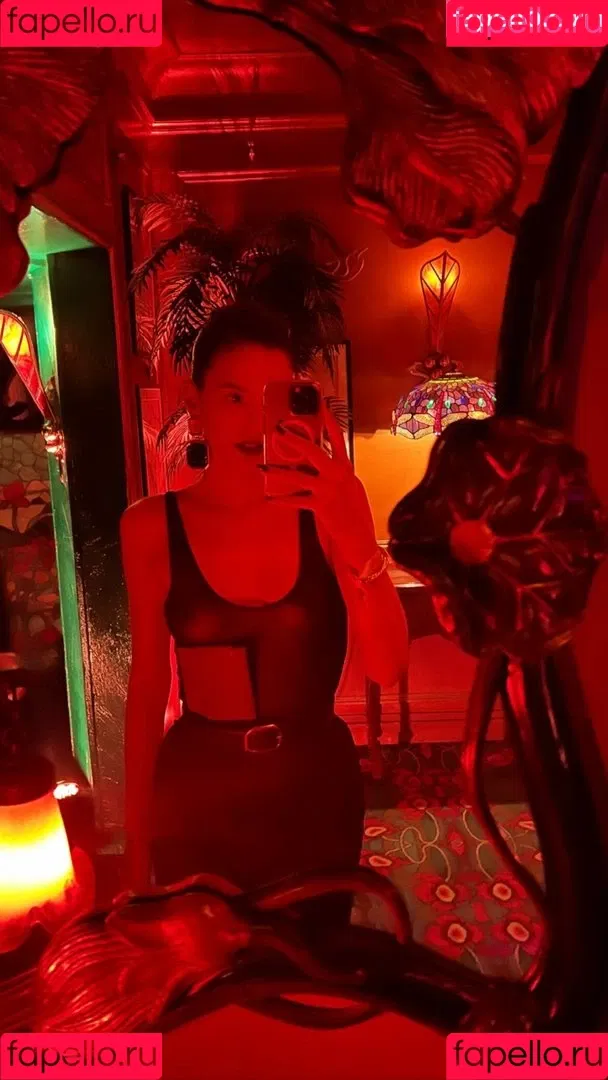 Bruna Marquezine / brumarquezine / brunamarquezine / https: Onlyfans Photo Gallery 