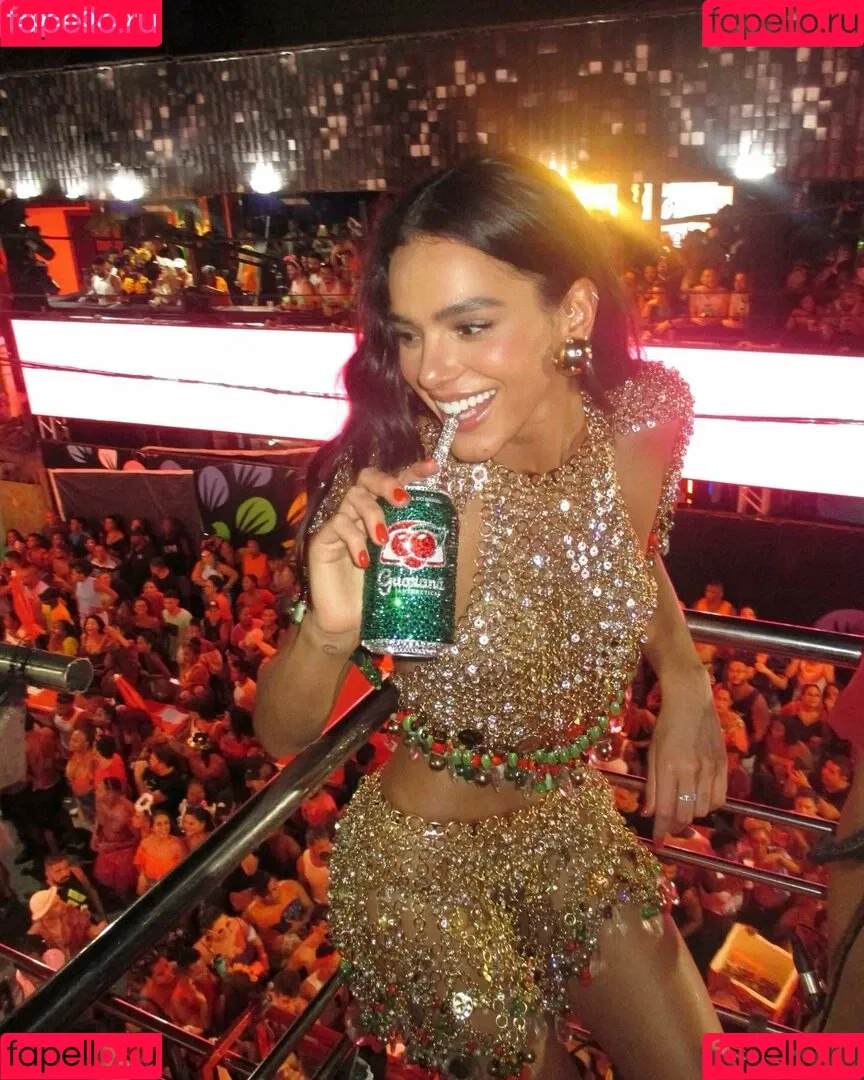Bruna Marquezine / brumarquezine / brunamarquezine / https: Onlyfans Photo Gallery 