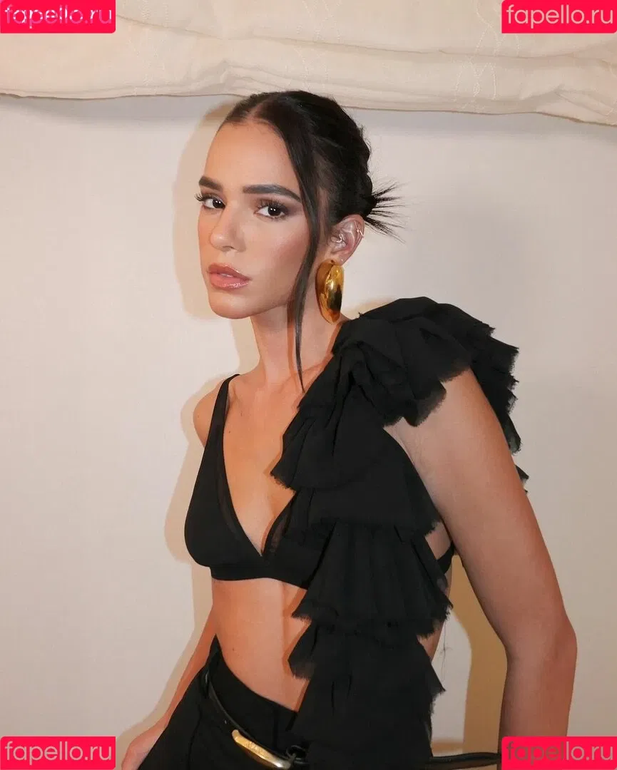 Bruna Marquezine / brumarquezine / brunamarquezine / https: Onlyfans Photo Gallery 
